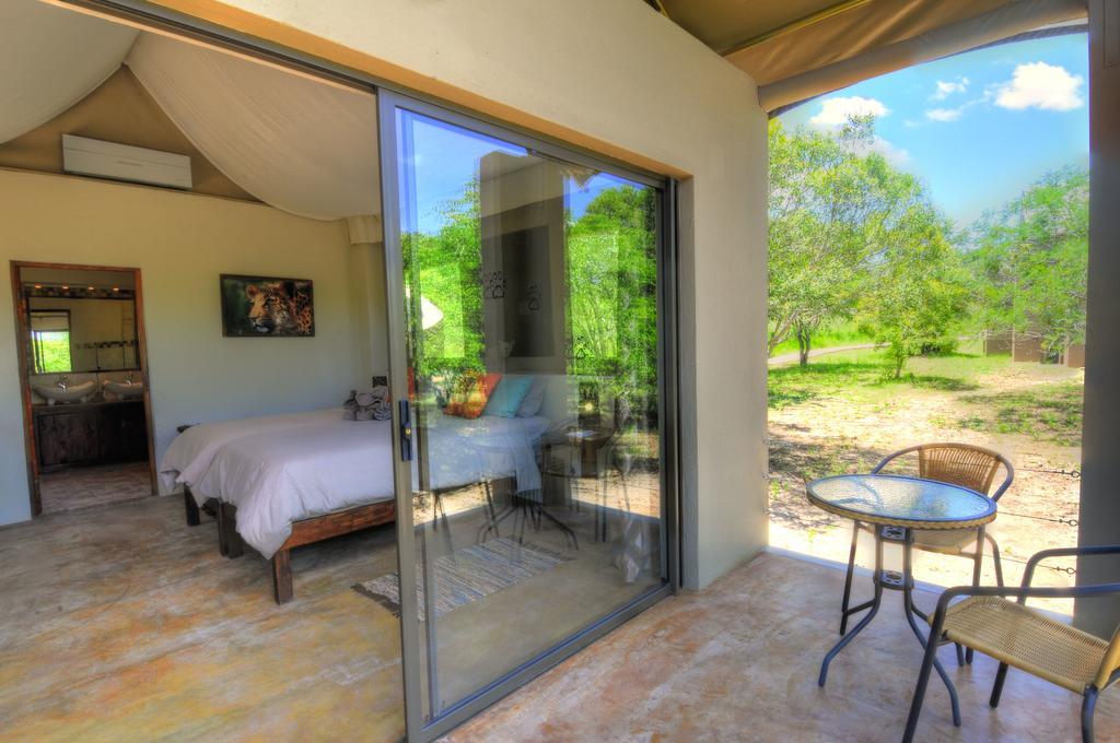 Cheetah Paw Eco Lodge Guernsey Nature Reserve Exterior foto